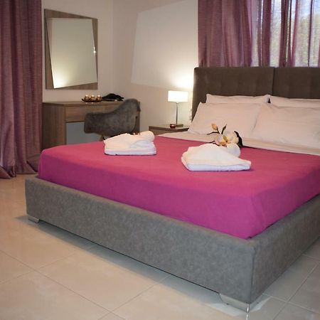 Studio Holiday Kalamata Exterior foto