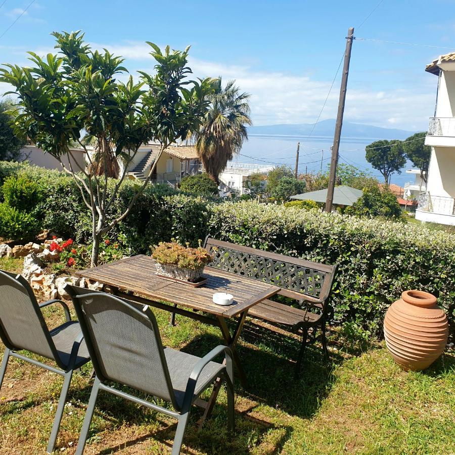 Studio Holiday Kalamata Exterior foto