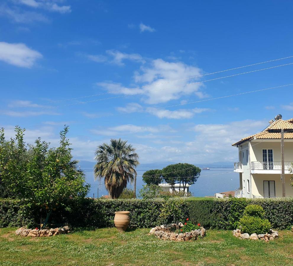 Studio Holiday Kalamata Exterior foto