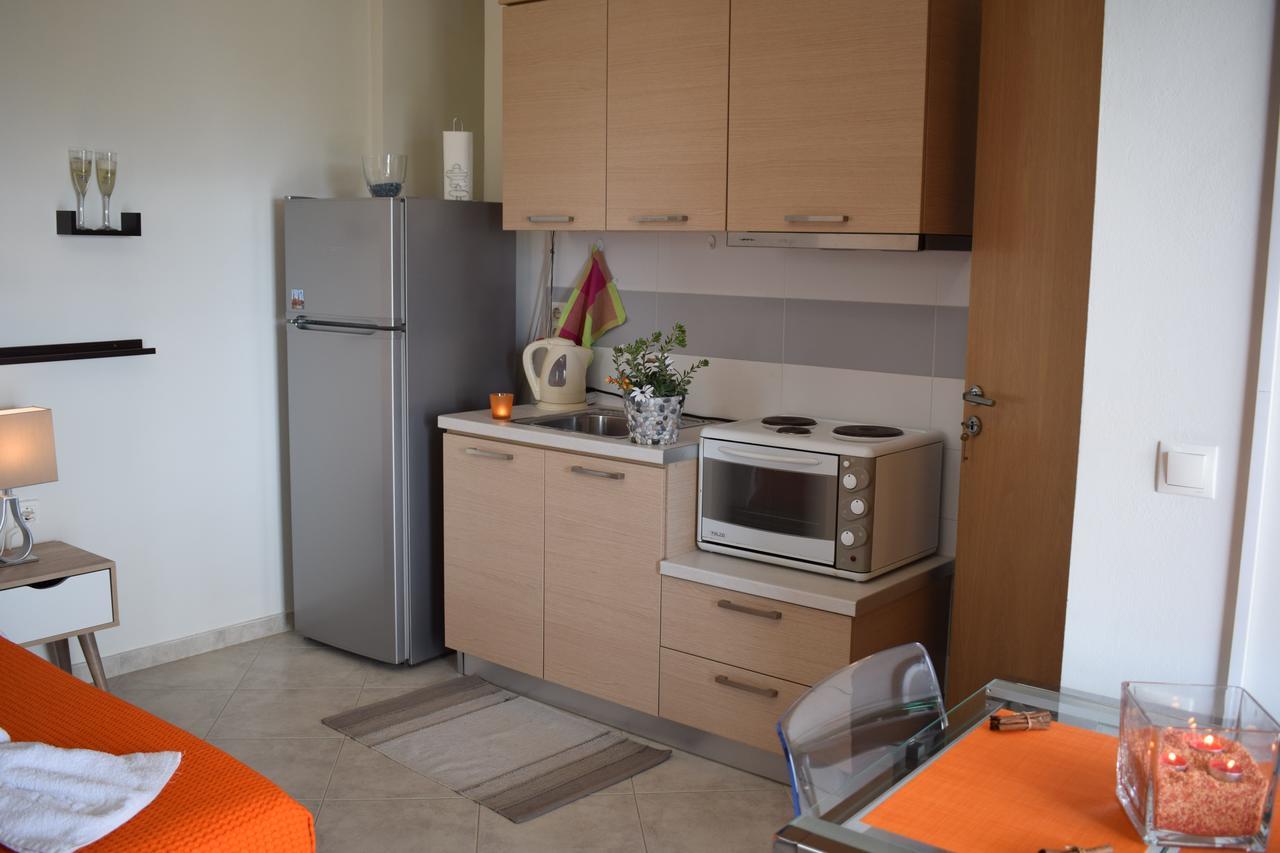 Studio Holiday Kalamata Exterior foto