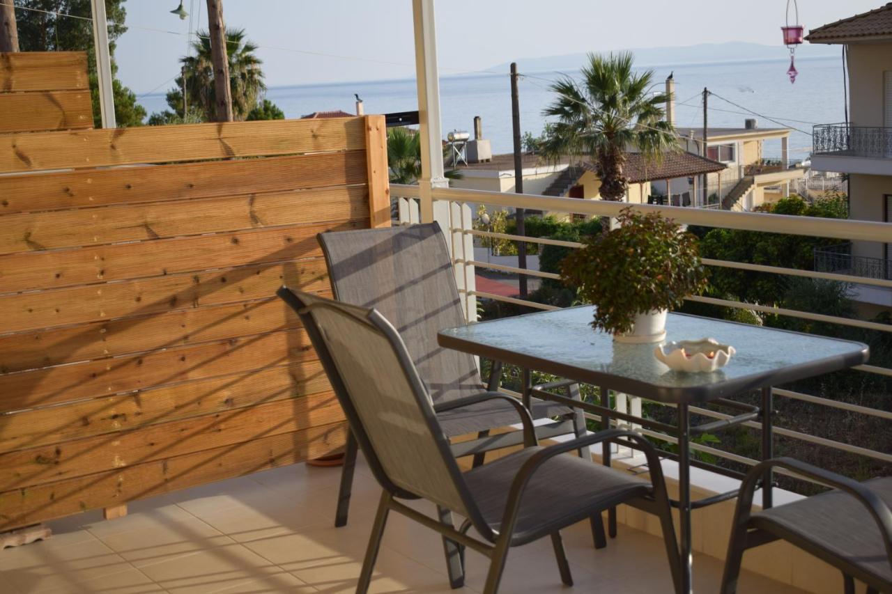 Studio Holiday Kalamata Exterior foto