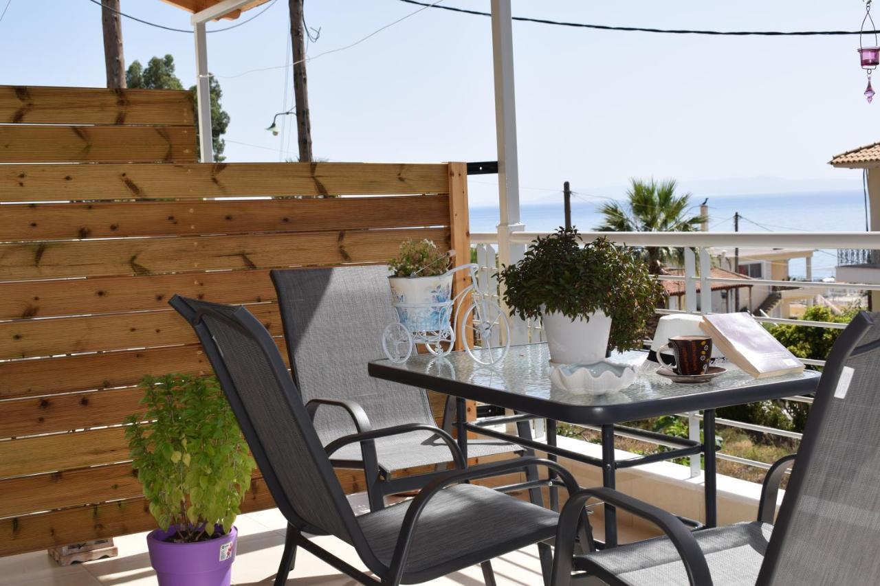 Studio Holiday Kalamata Exterior foto